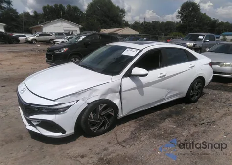 2024 Hyundai Elantra Sel z USA, uszkodzony, nr VIN KMHLS4DG1RU708765